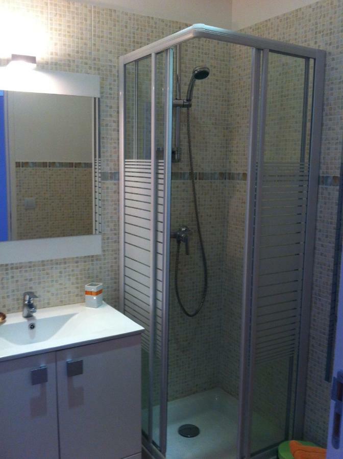 Les Cigales Des Pres Appartement Aups Exterior foto